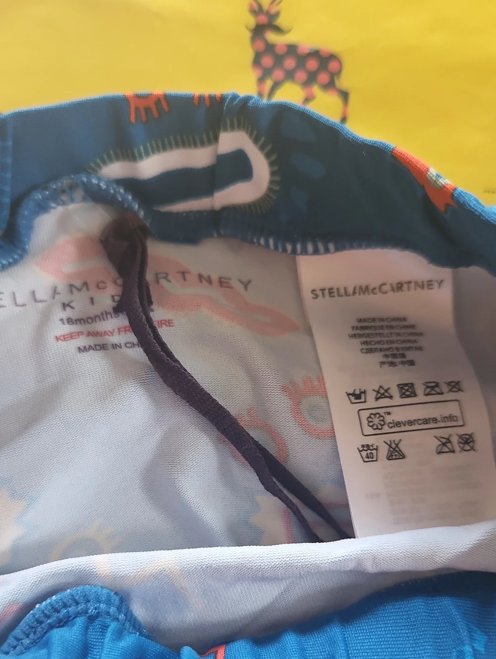 Nwt Stella McCartney Kids swim bottoms feature a vibrant Monster Zig Zag 18m